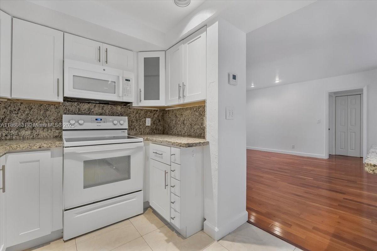 VICTORIA PARK CORR AMEN P - Residential Lease