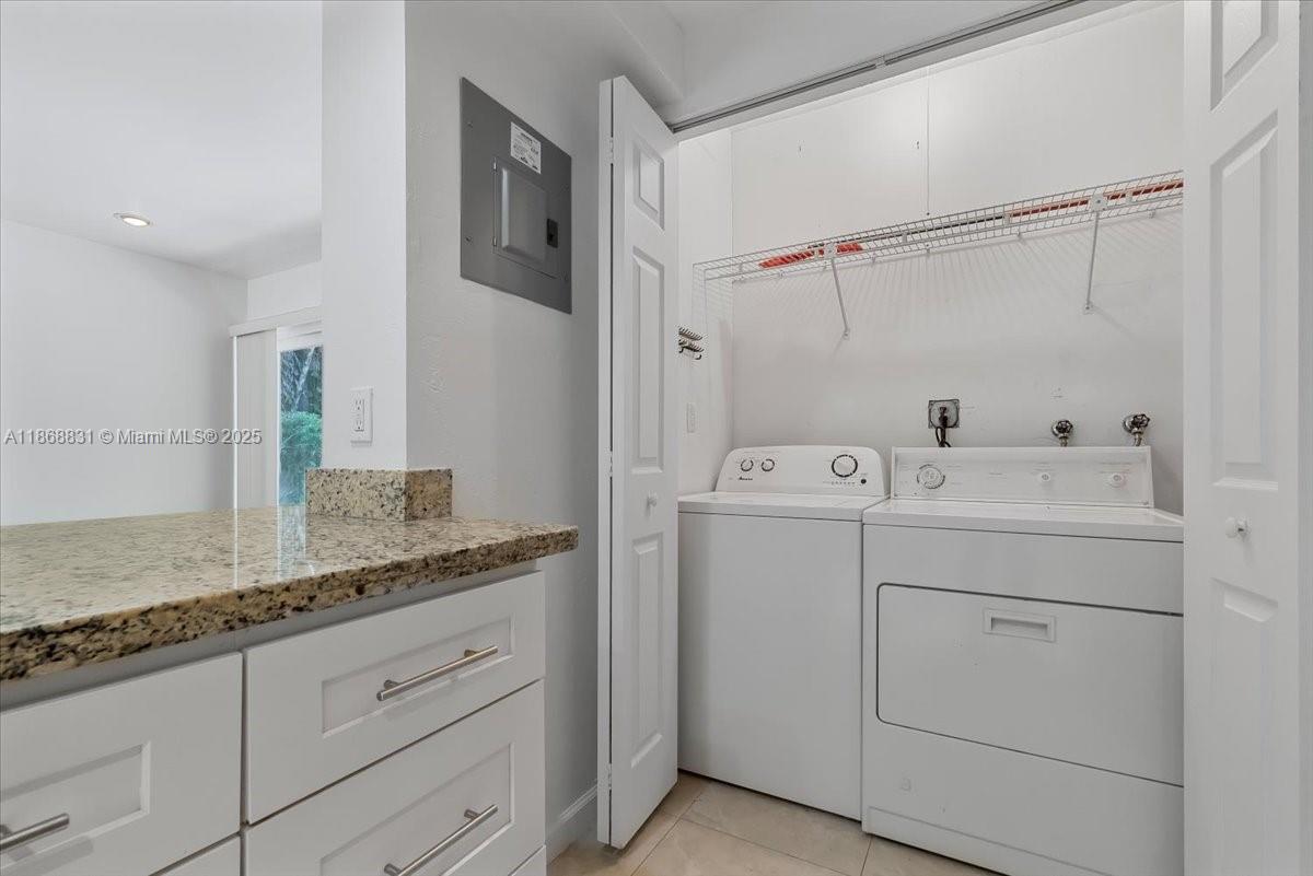 VICTORIA PARK CORR AMEN P - Residential Lease