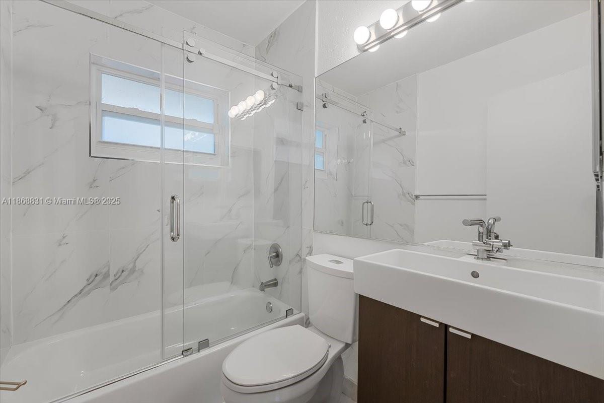 VICTORIA PARK CORR AMEN P - Residential Lease