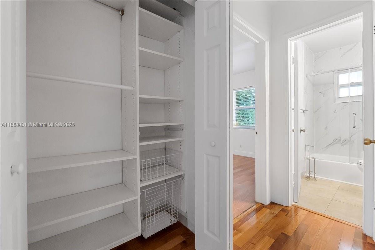 VICTORIA PARK CORR AMEN P - Residential Lease