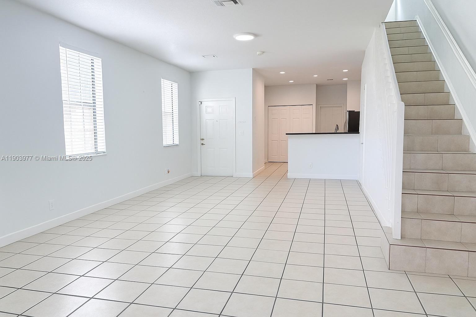 SECTOR 8 9 & 10 PLAT(BLKS - Residential Lease