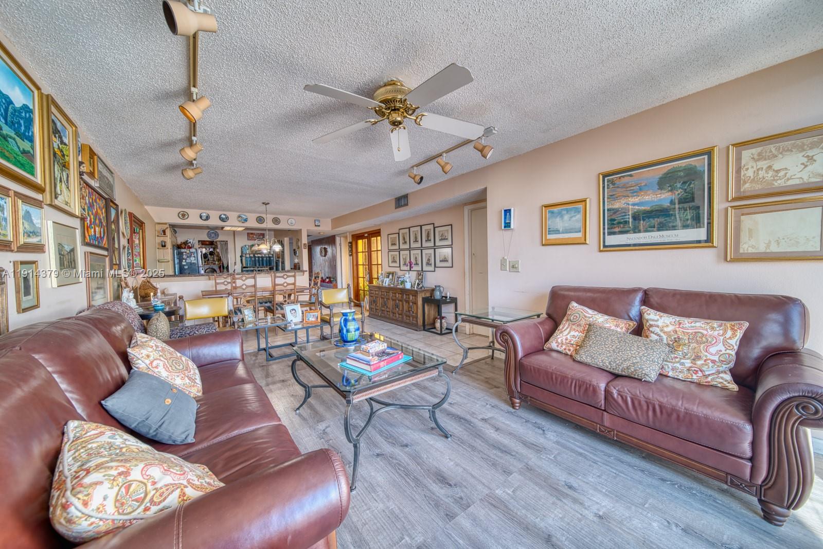 TRAIL RUN SEC 2 - Residential