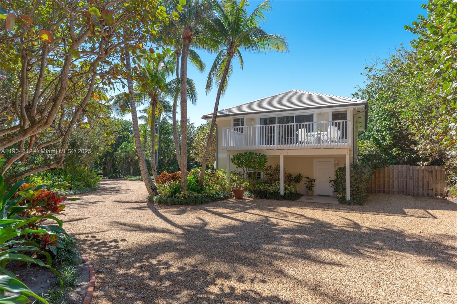 ISLE RIDGE - Residential