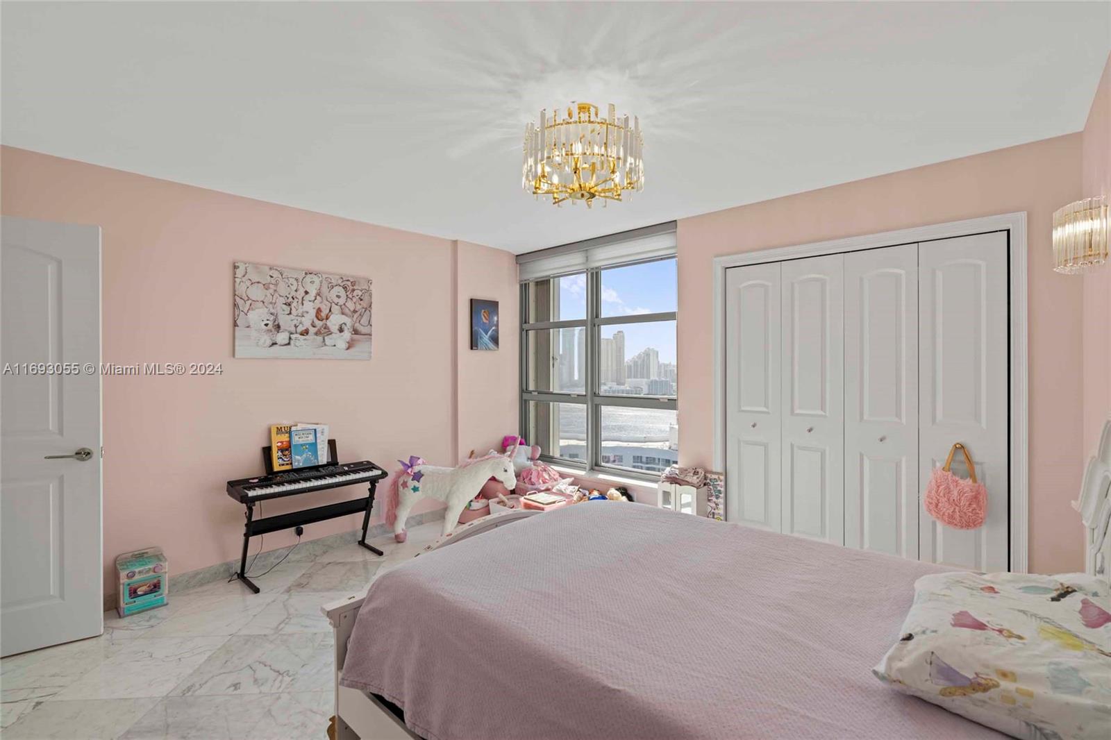 MYSTIC POINTE TOWER 400 C - Residential