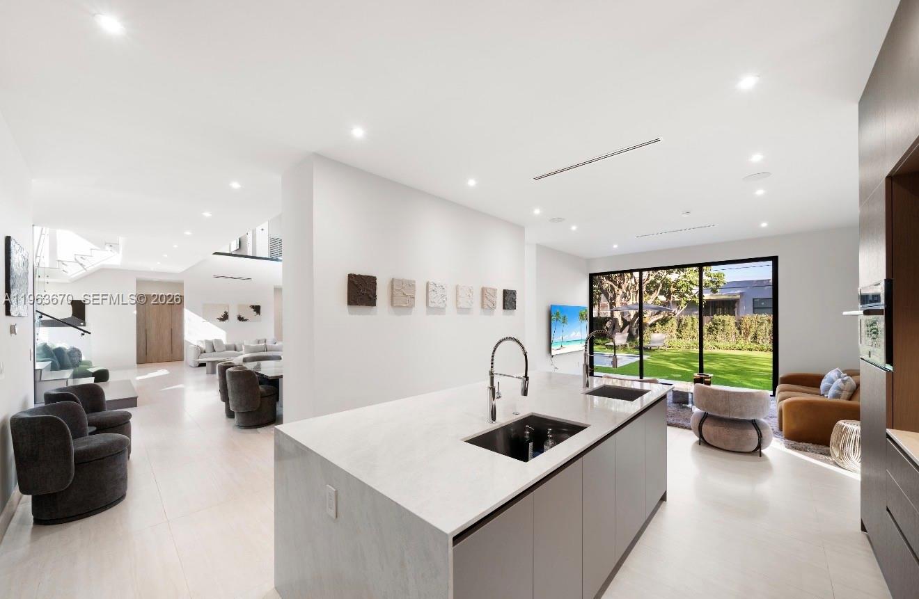 HIGHLAND WOODS SEC 1 - Residential