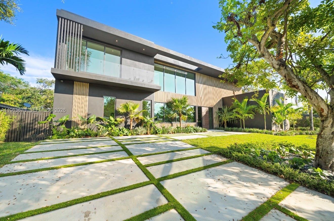 HIGHLAND WOODS SEC 1 - Residential