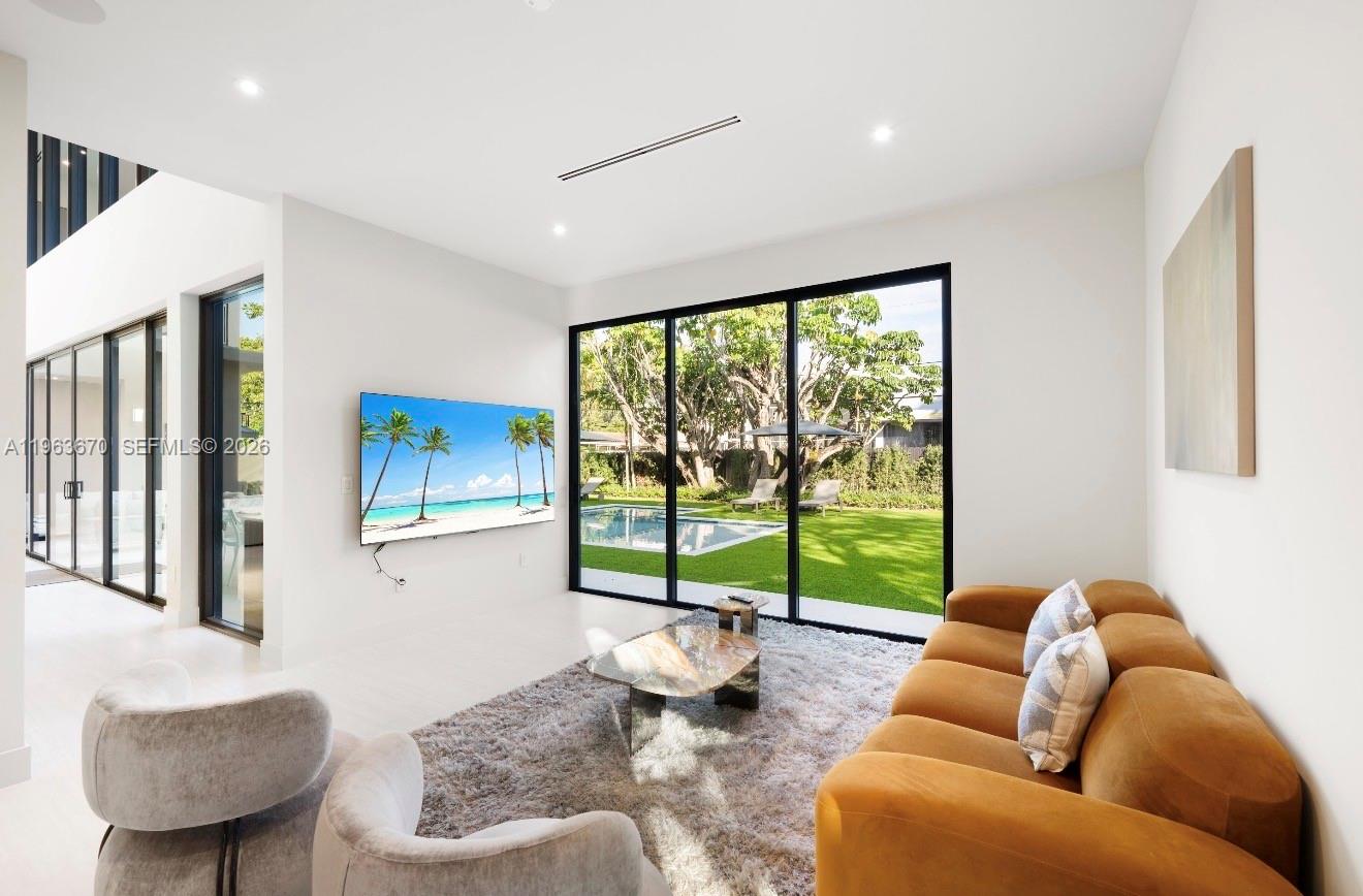 HIGHLAND WOODS SEC 1 - Residential