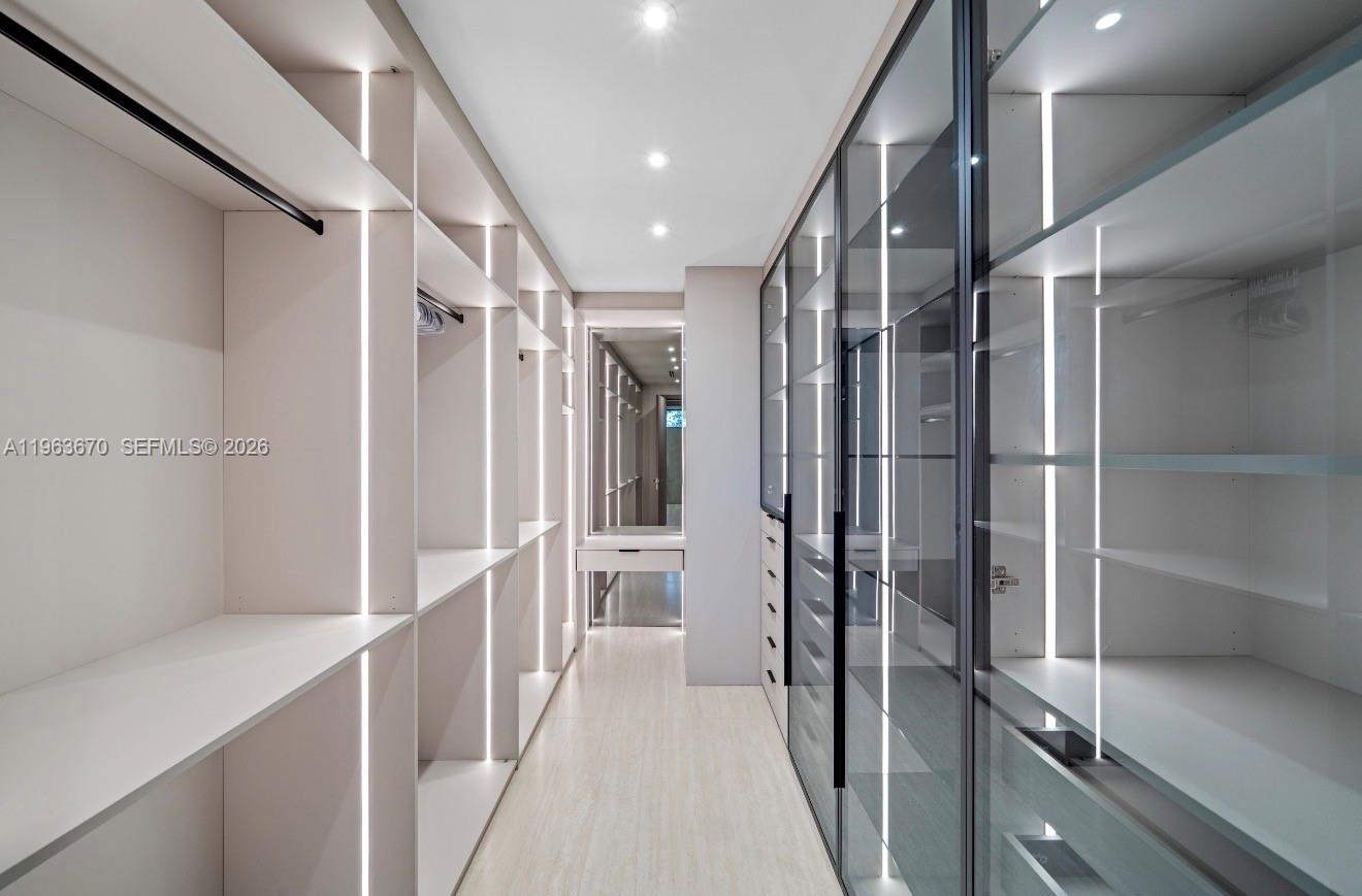 HIGHLAND WOODS SEC 1 - Residential