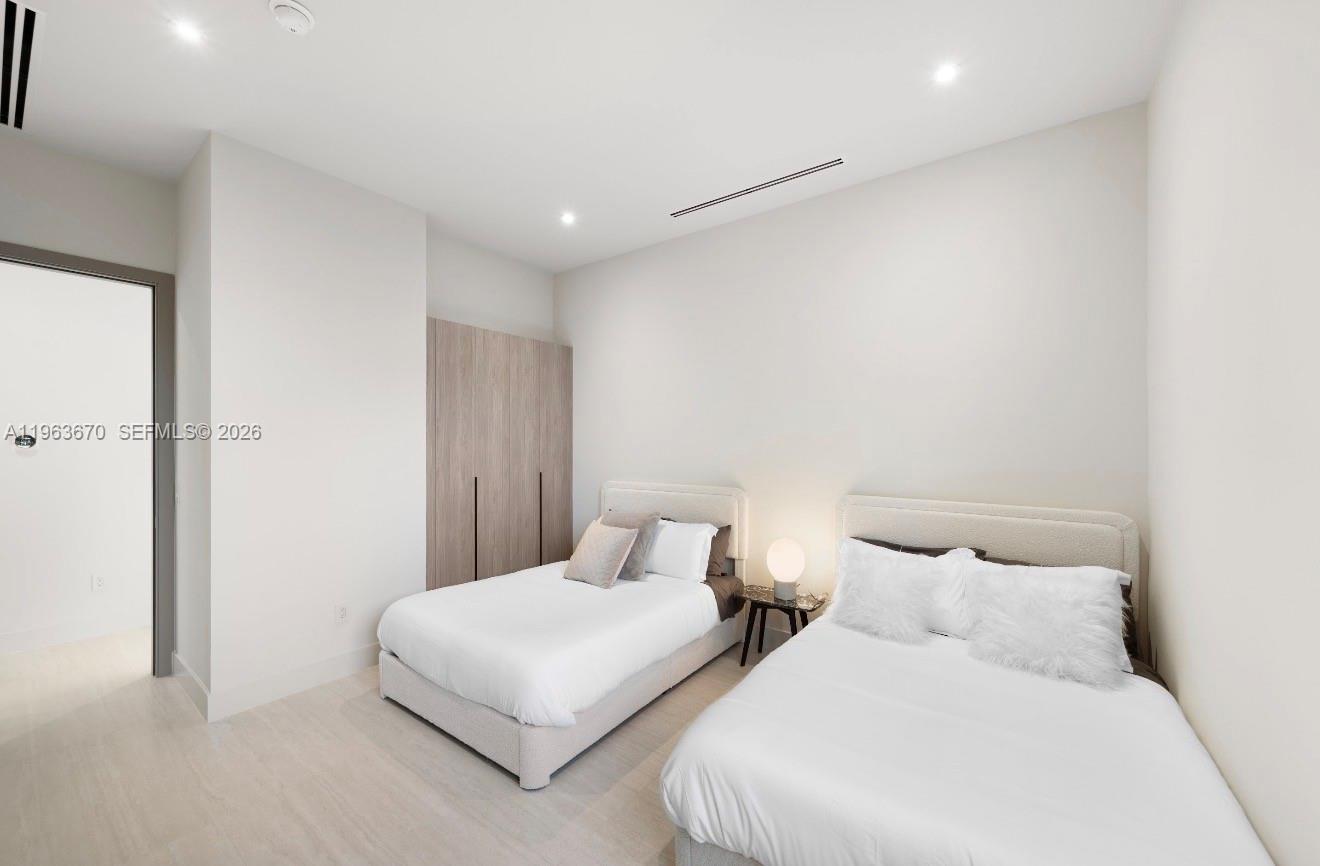 HIGHLAND WOODS SEC 1 - Residential