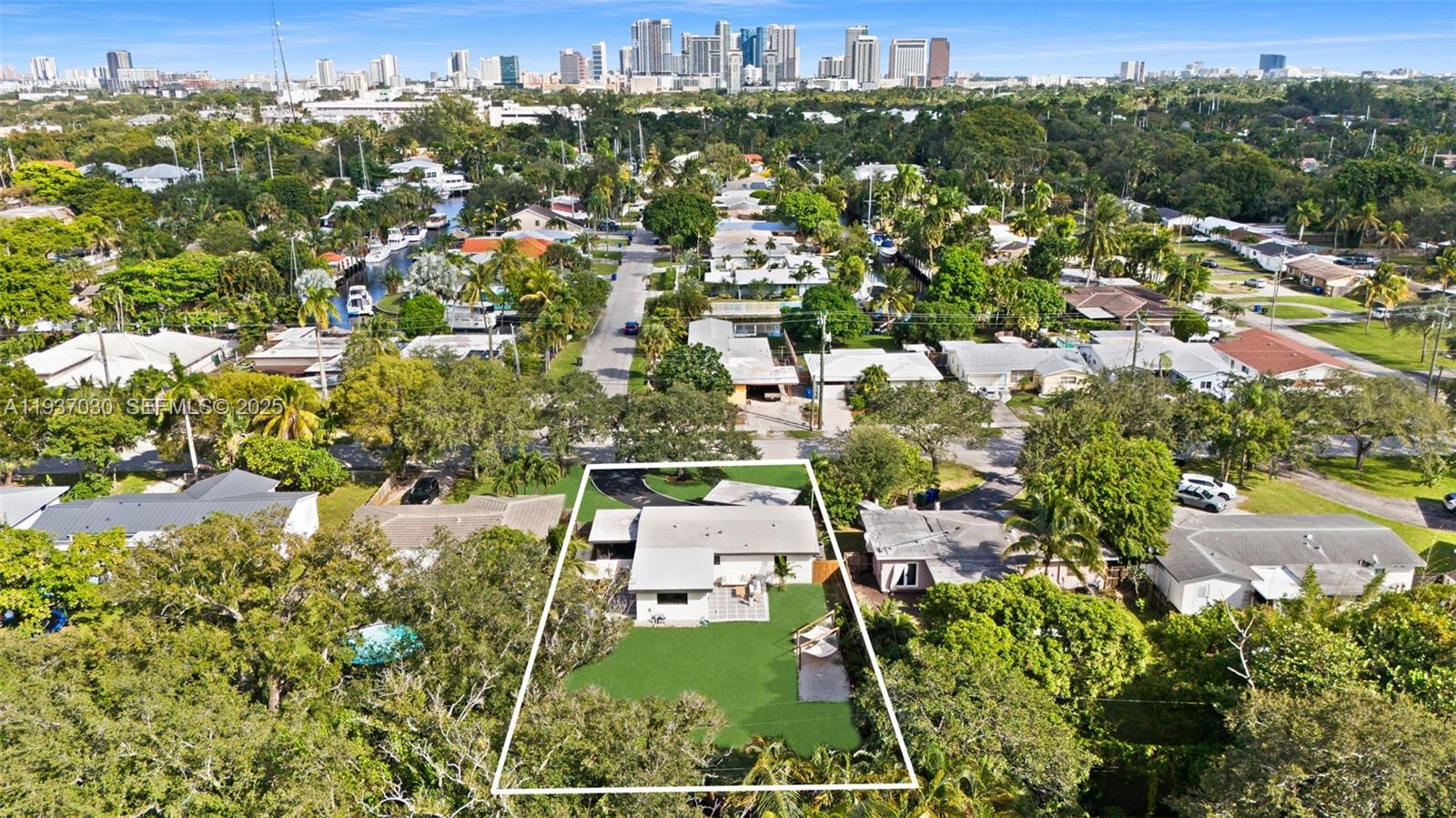 ROBERTSON PARK - Residential