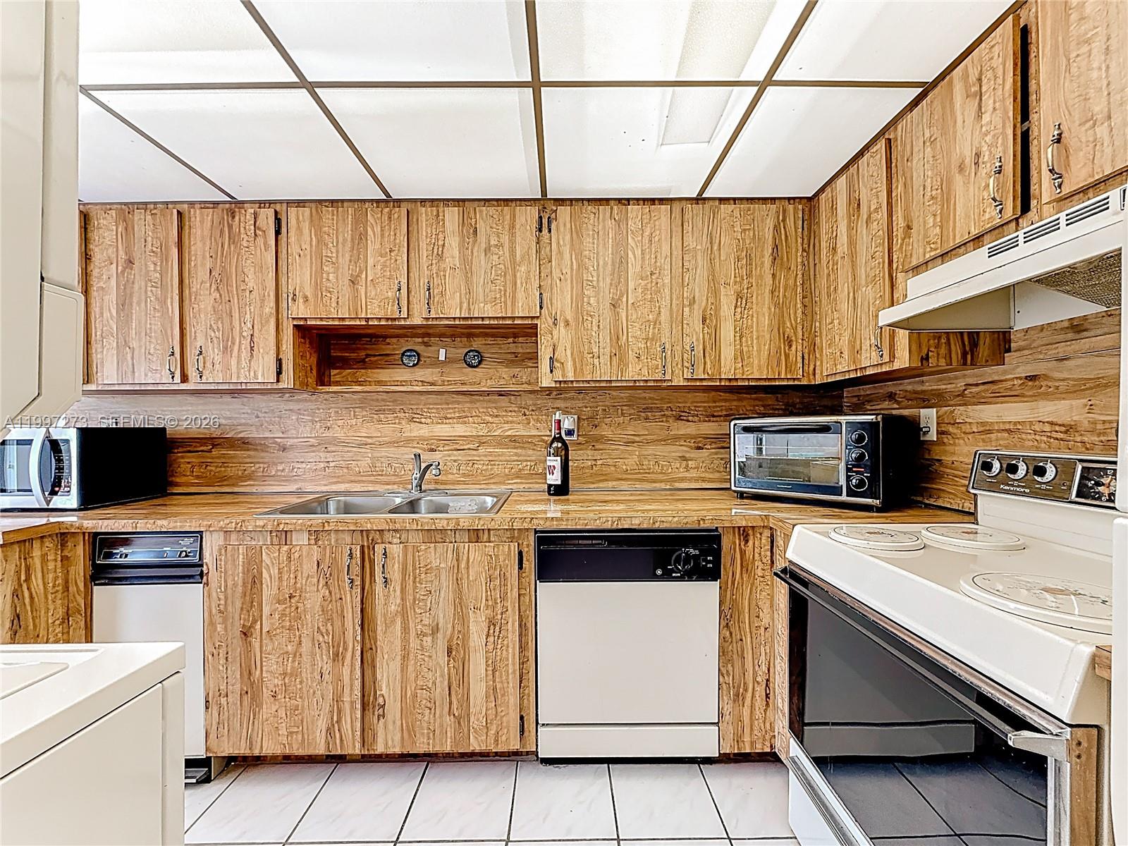 MILLER GARDENS CONDO - Residential