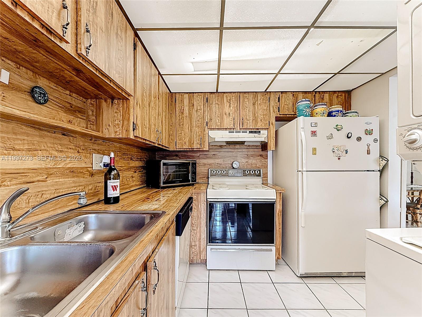 MILLER GARDENS CONDO - Residential