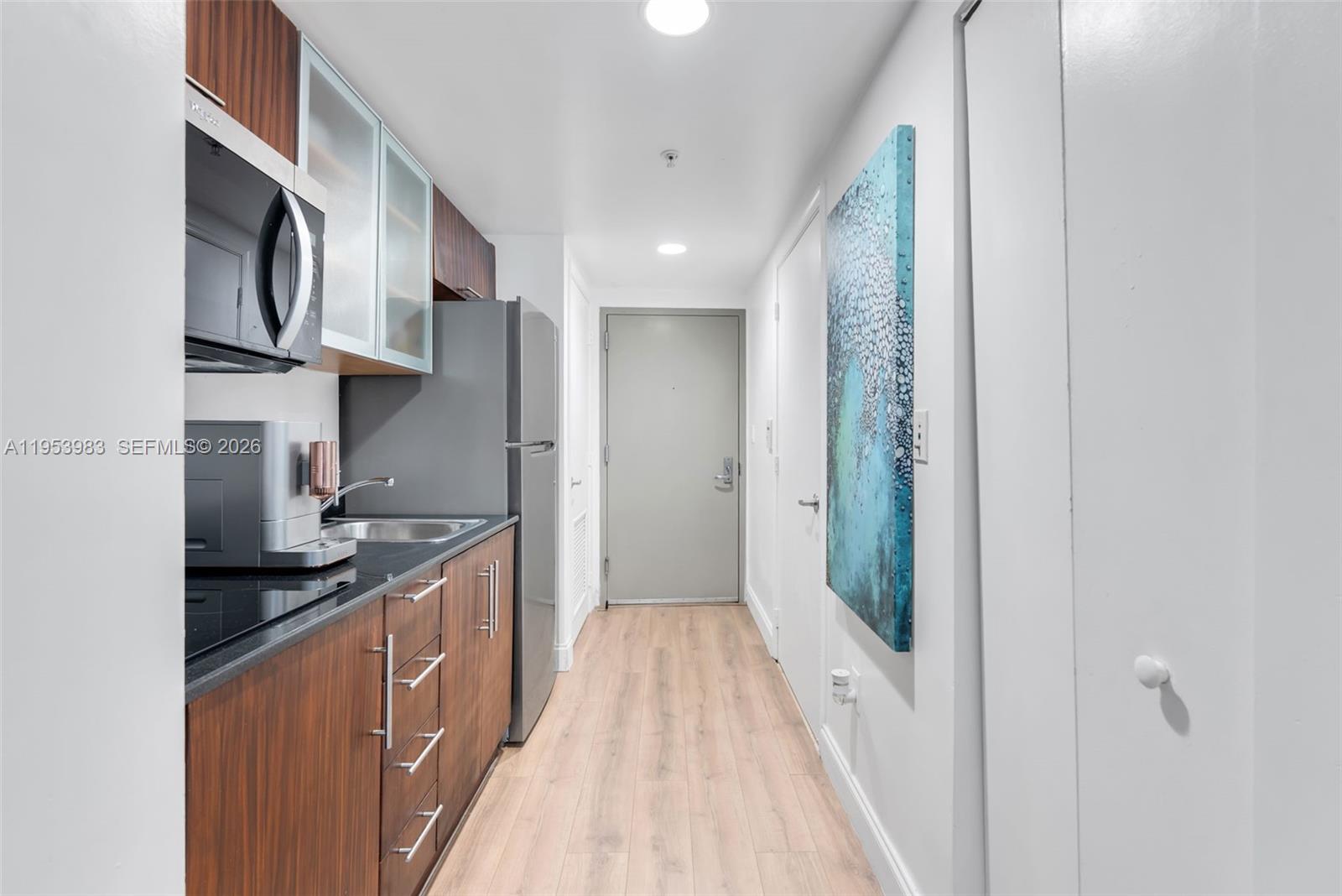 OPERA TOWER CONDO - Residential