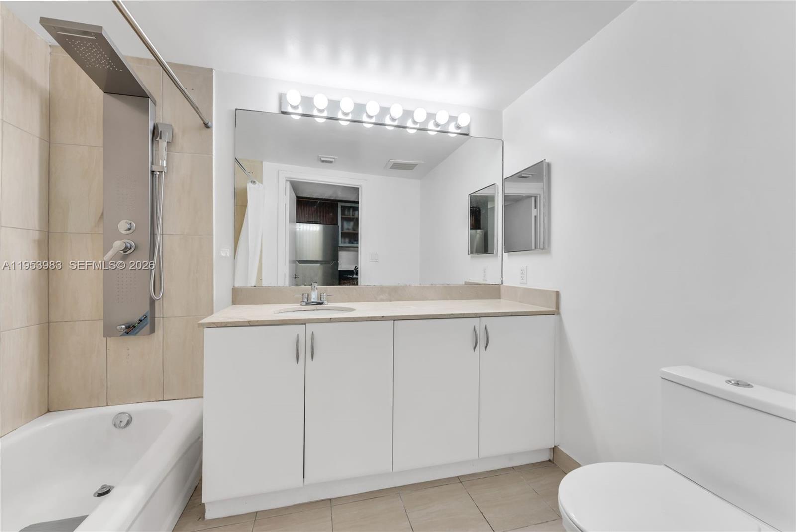 OPERA TOWER CONDO - Residential