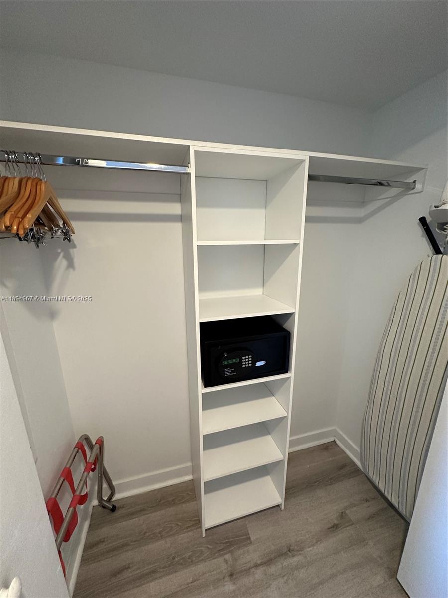 BEACHWALK CONDOMINIUM - Residential