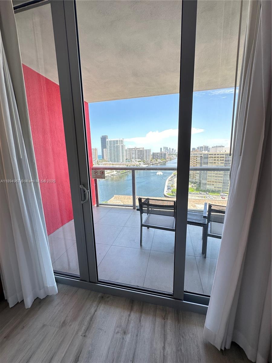 BEACHWALK CONDOMINIUM - Residential