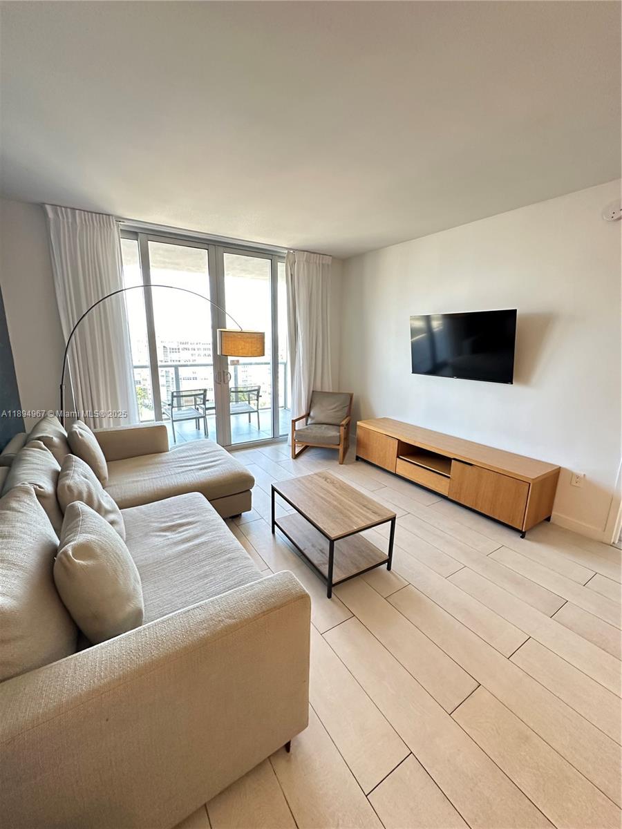 BEACHWALK CONDOMINIUM - Residential