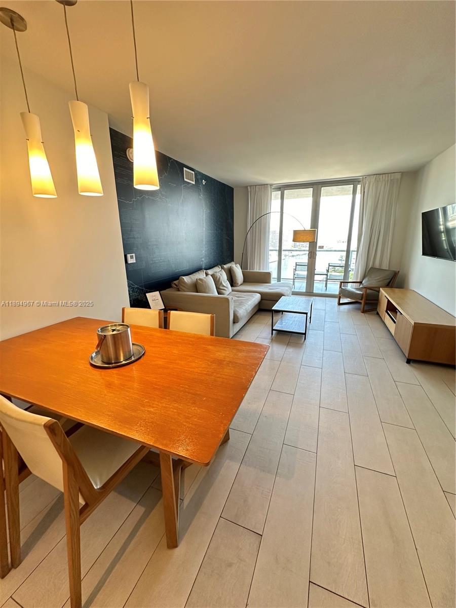 BEACHWALK CONDOMINIUM - Residential