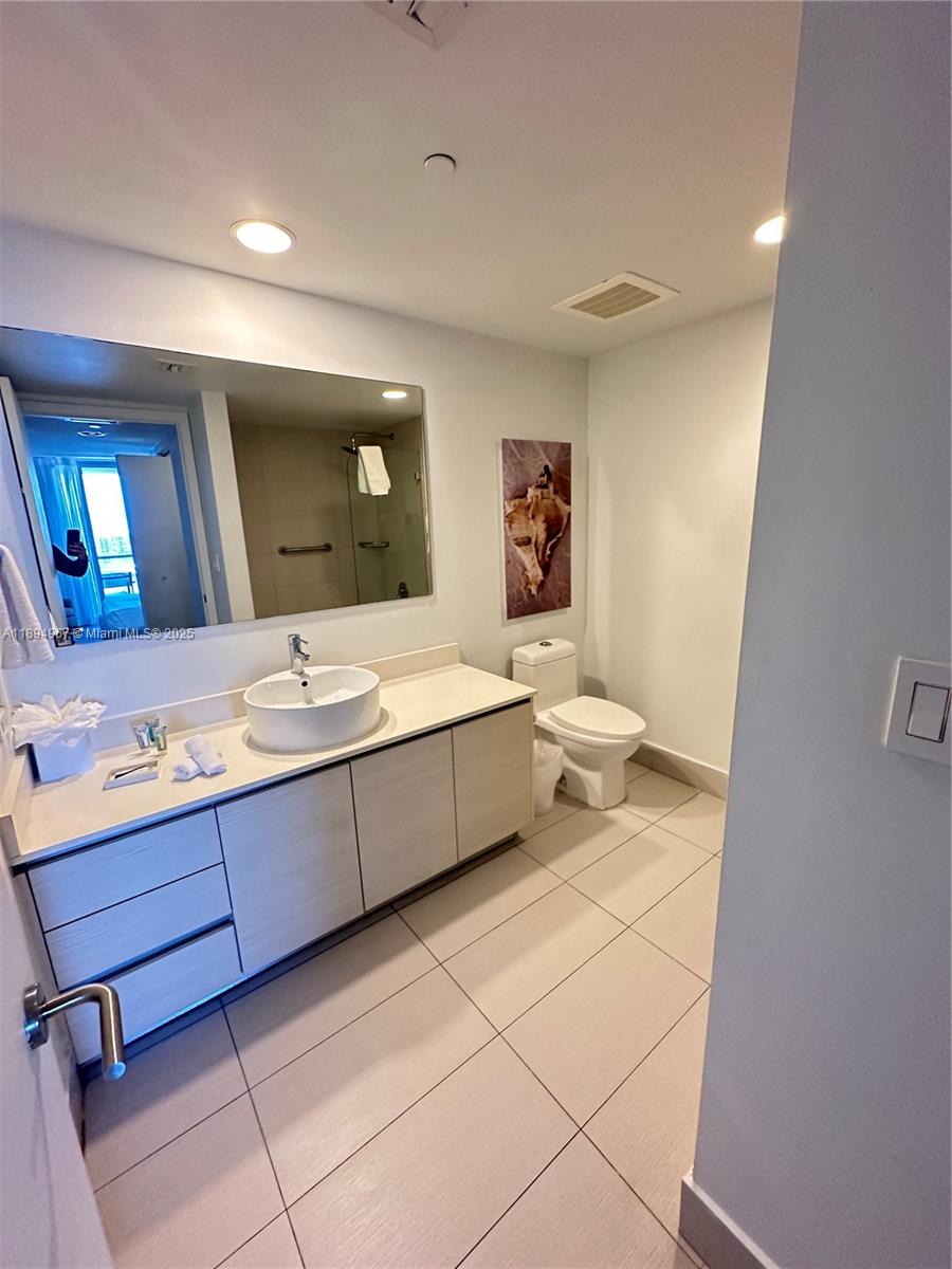 BEACHWALK CONDOMINIUM - Residential