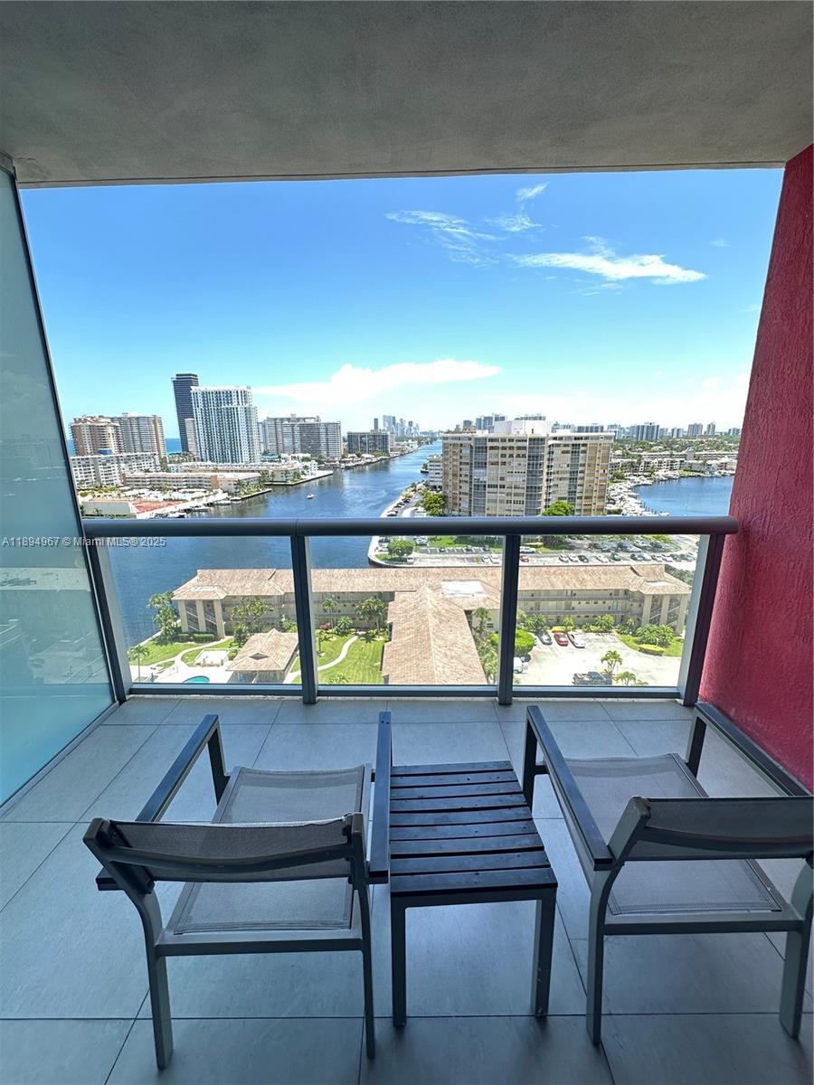 BEACHWALK CONDOMINIUM - Residential