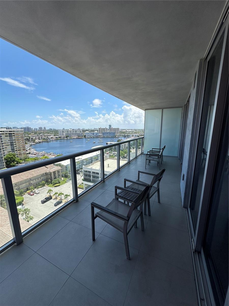 BEACHWALK CONDOMINIUM - Residential