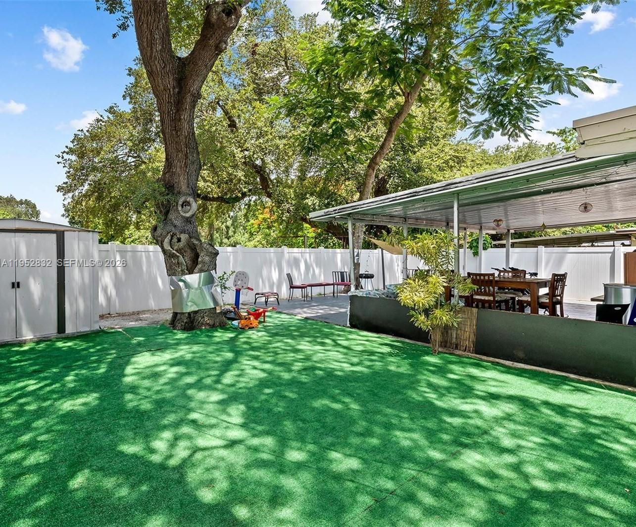 SEABOARD PARK - Residential