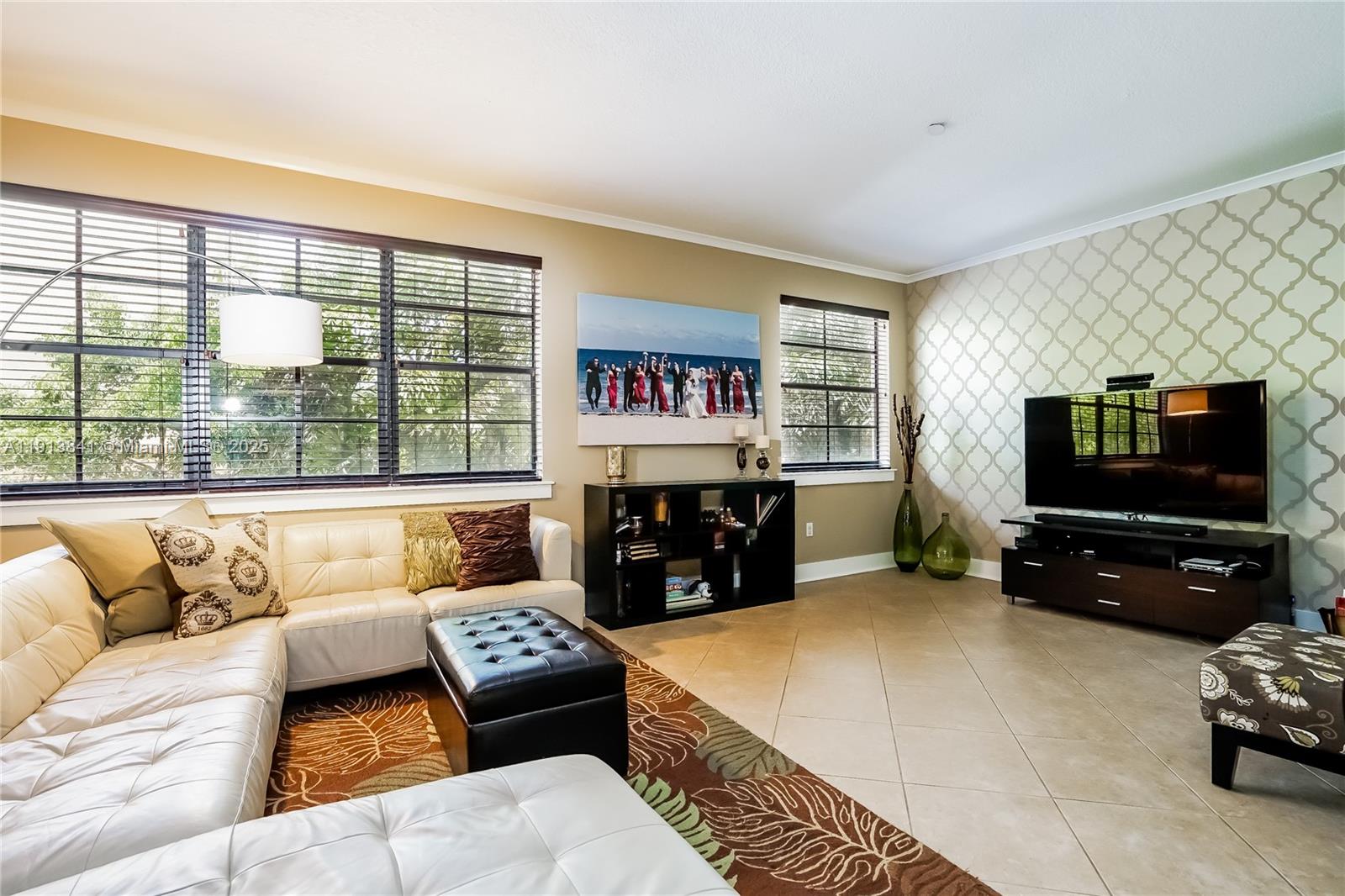 2769 Coconut Ave 2769