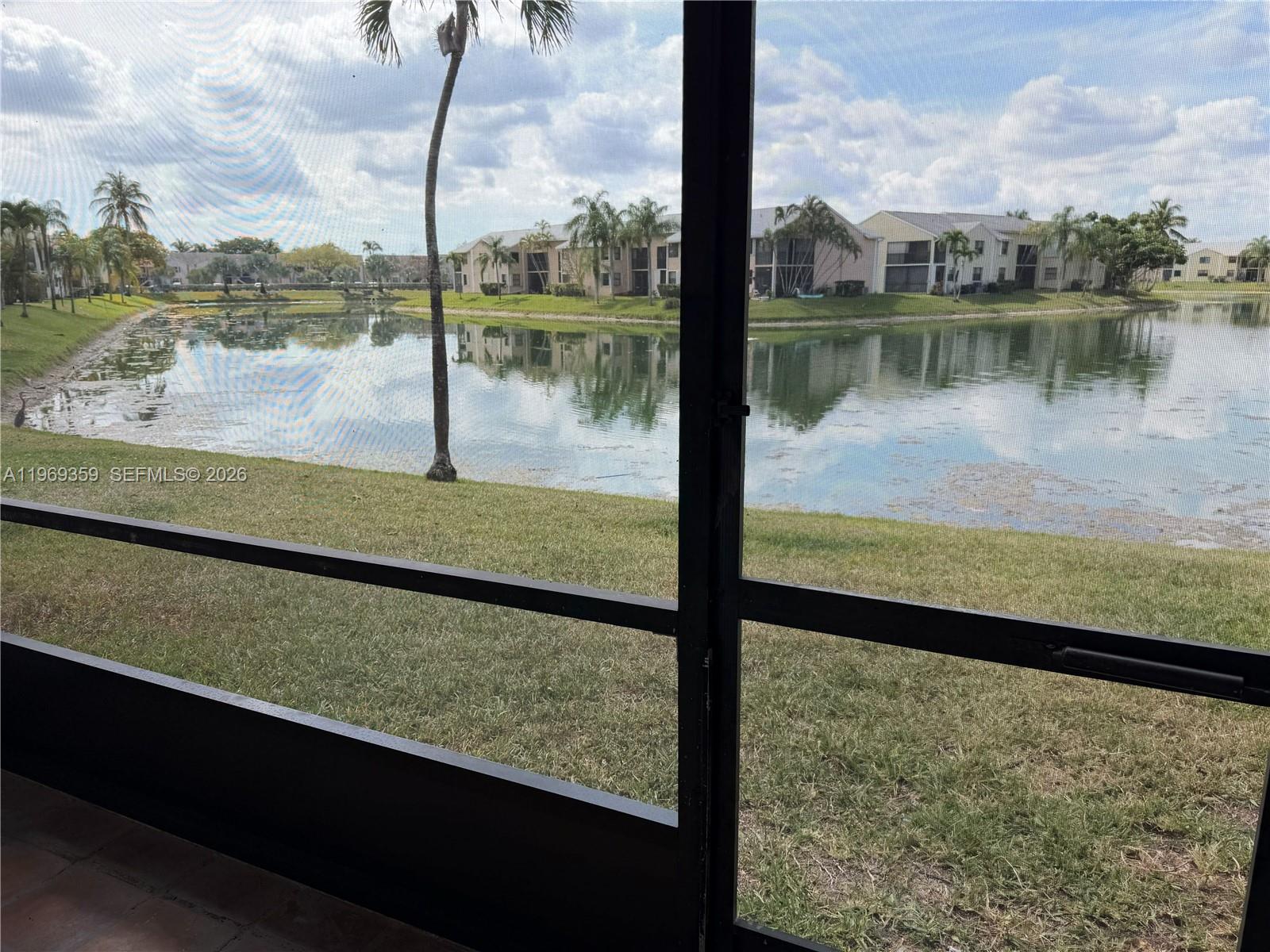 LAKESHORE CONDO #2 - Residential