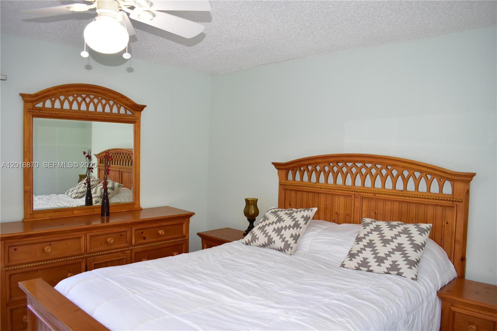 SUNRISE LAKES 76 CONDO - Residential