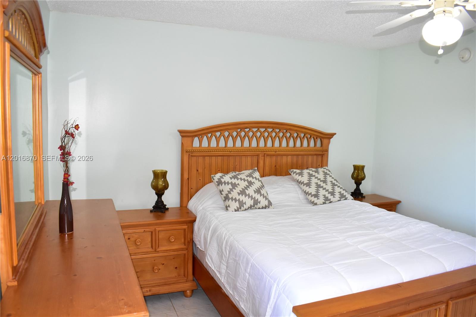 SUNRISE LAKES 76 CONDO - Residential