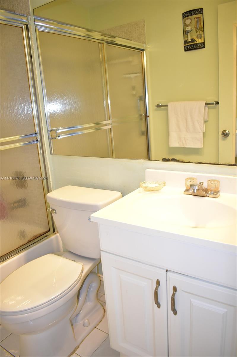 SUNRISE LAKES 76 CONDO - Residential