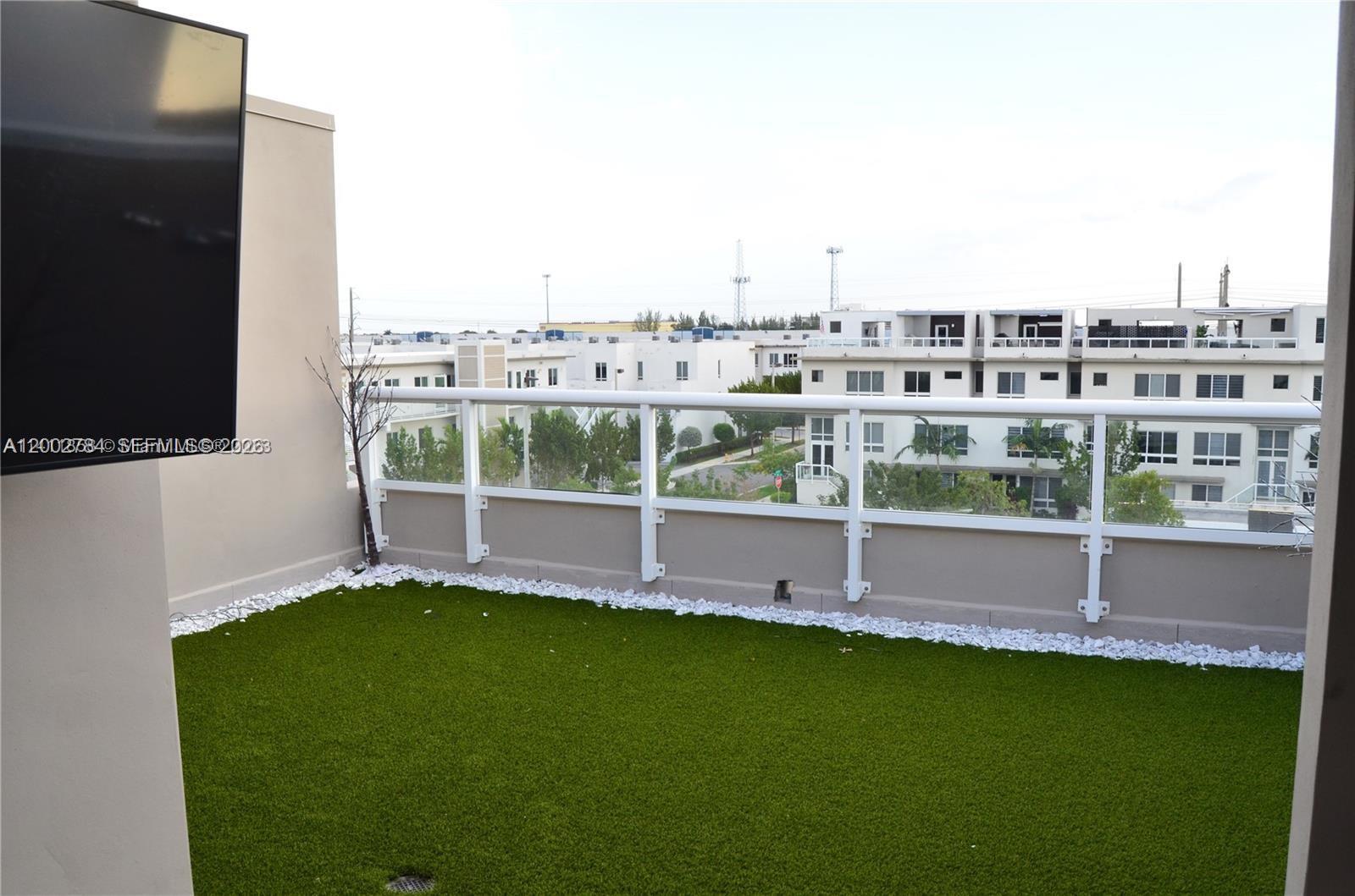 LANDMARK AT DORAL - Residential Lease