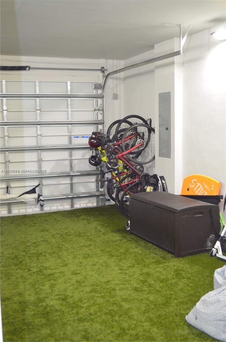 LANDMARK AT DORAL - Residential Lease