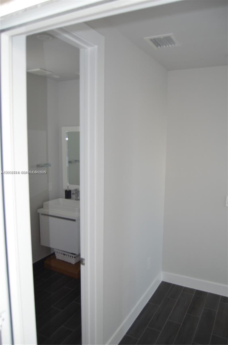 LANDMARK AT DORAL - Residential Lease