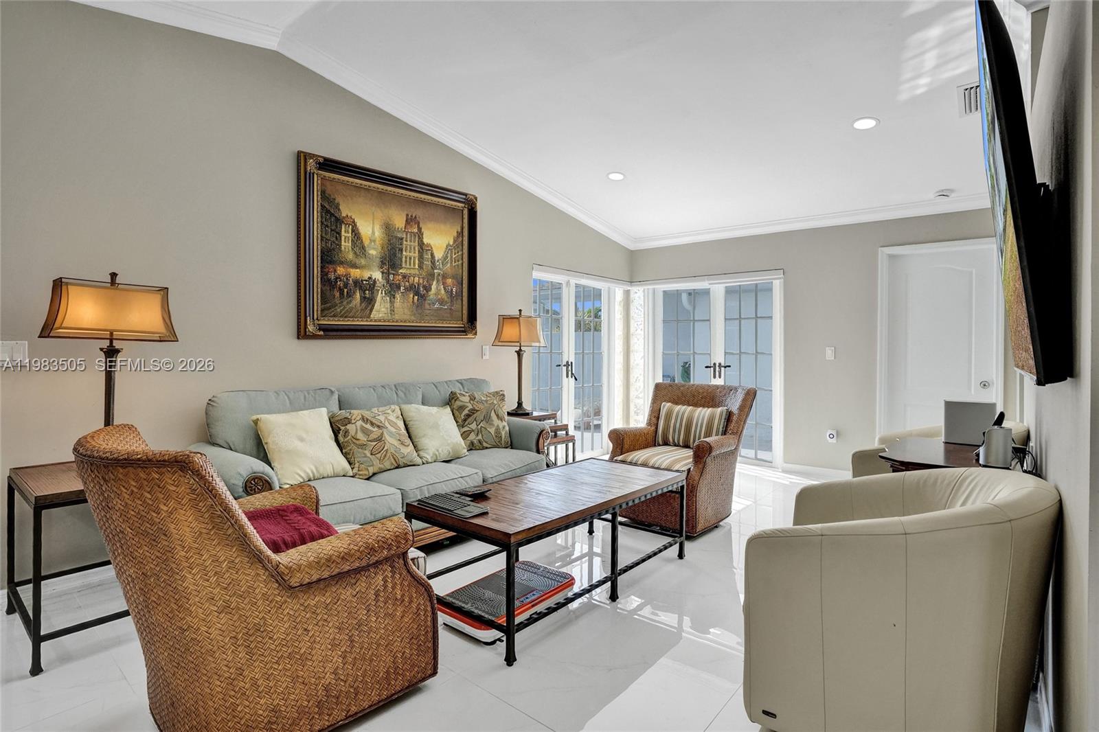 WESTWIND LAKES GARDEN HOM - Residential