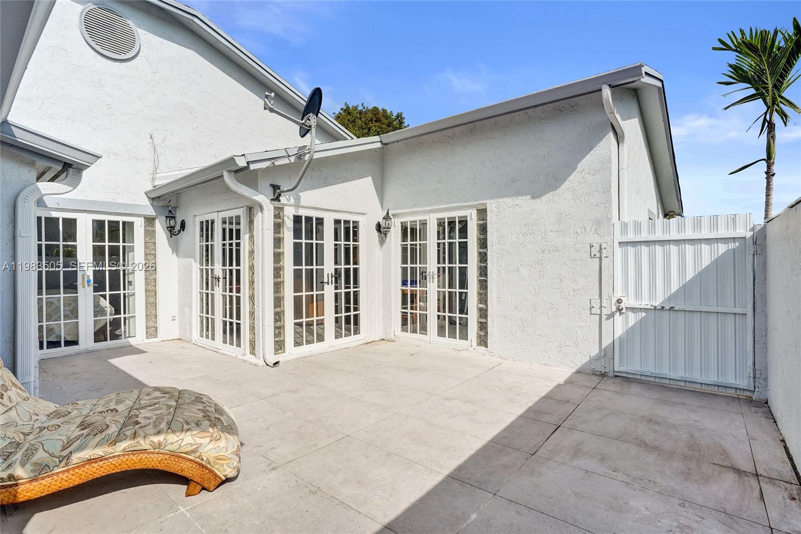 WESTWIND LAKES GARDEN HOM - Residential