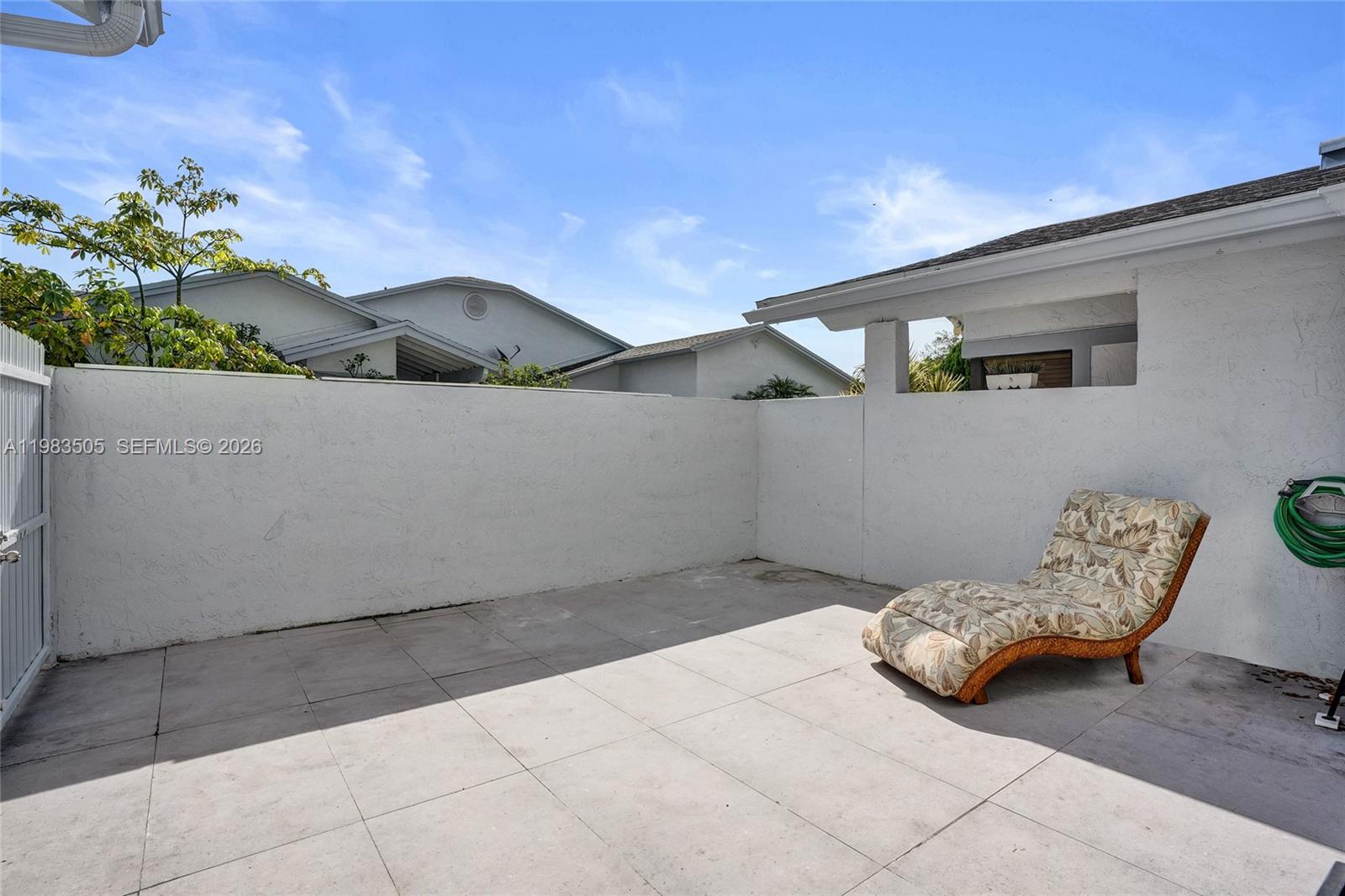 WESTWIND LAKES GARDEN HOM - Residential