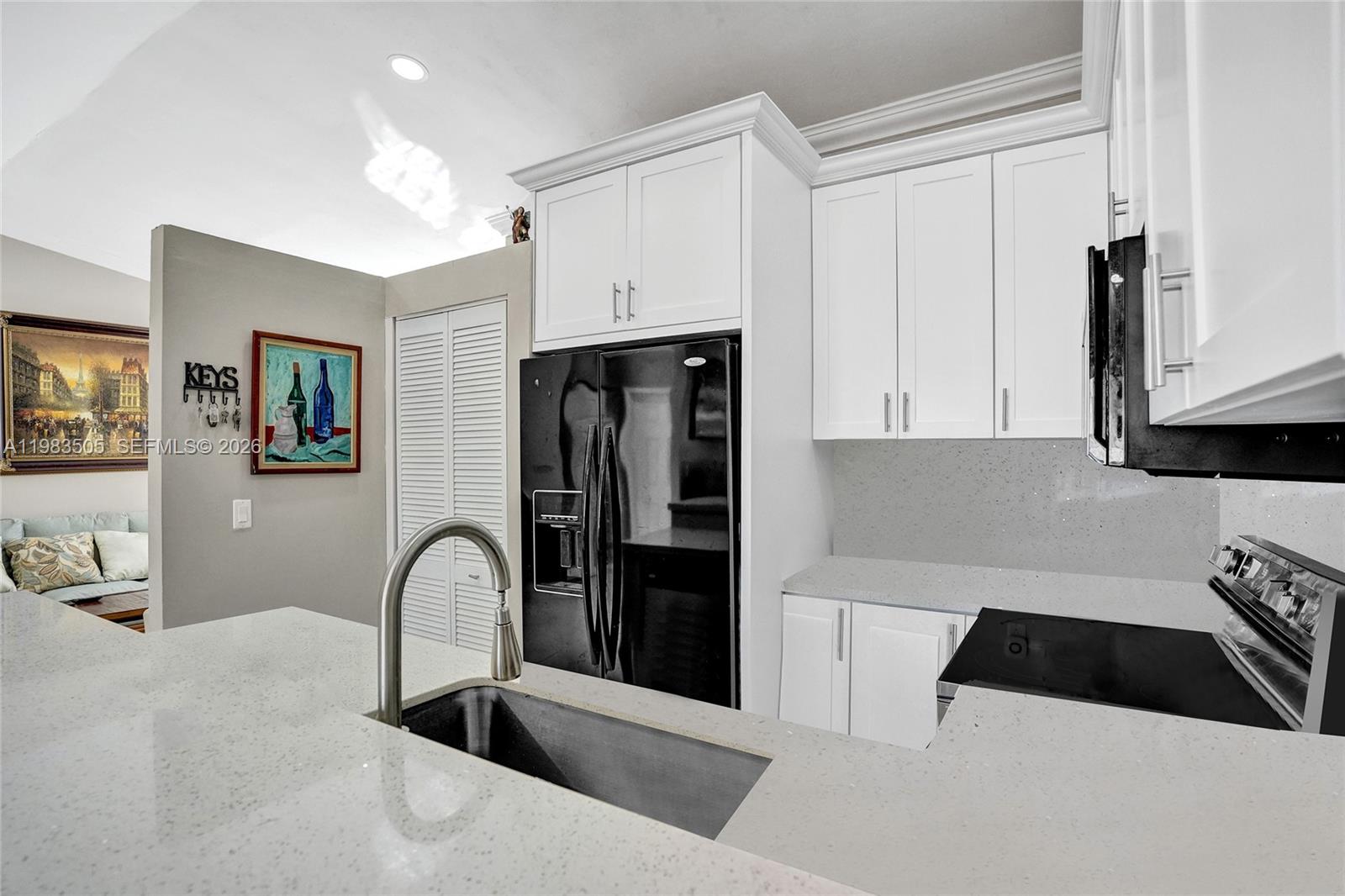 WESTWIND LAKES GARDEN HOM - Residential