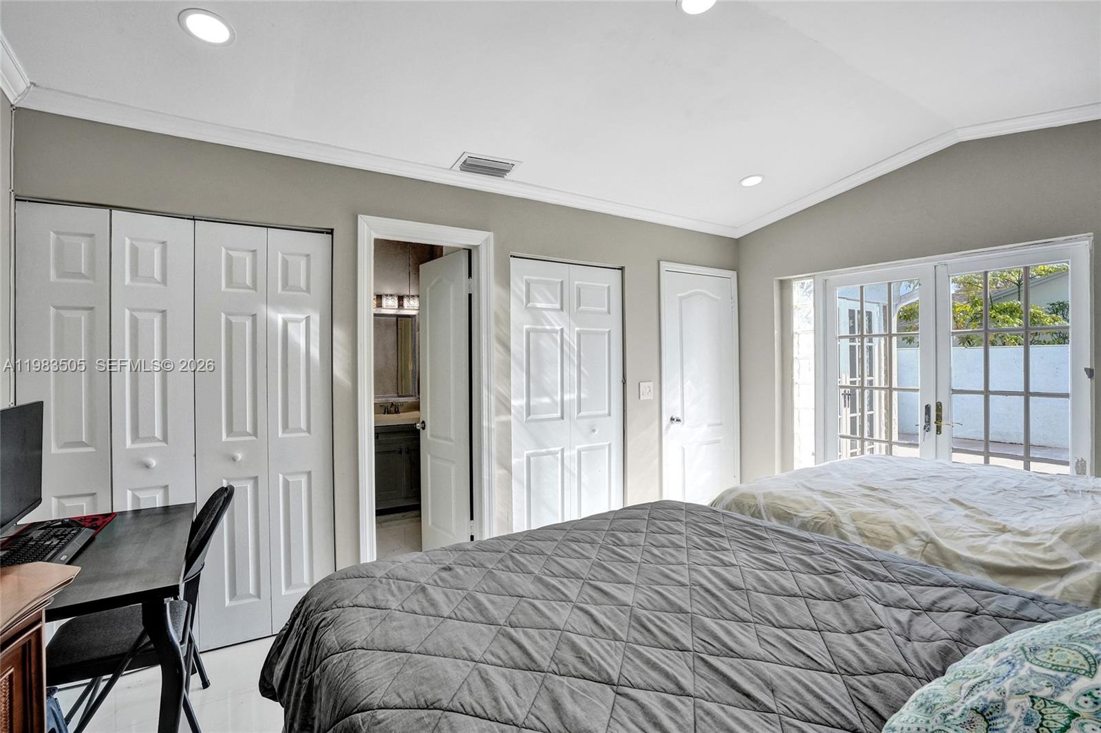 WESTWIND LAKES GARDEN HOM - Residential