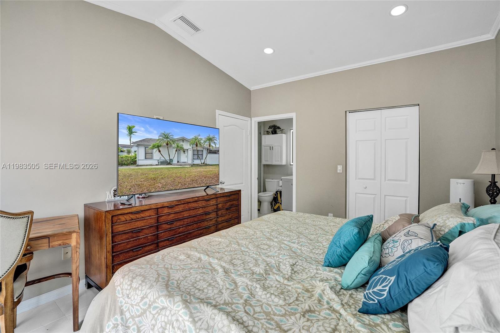 WESTWIND LAKES GARDEN HOM - Residential