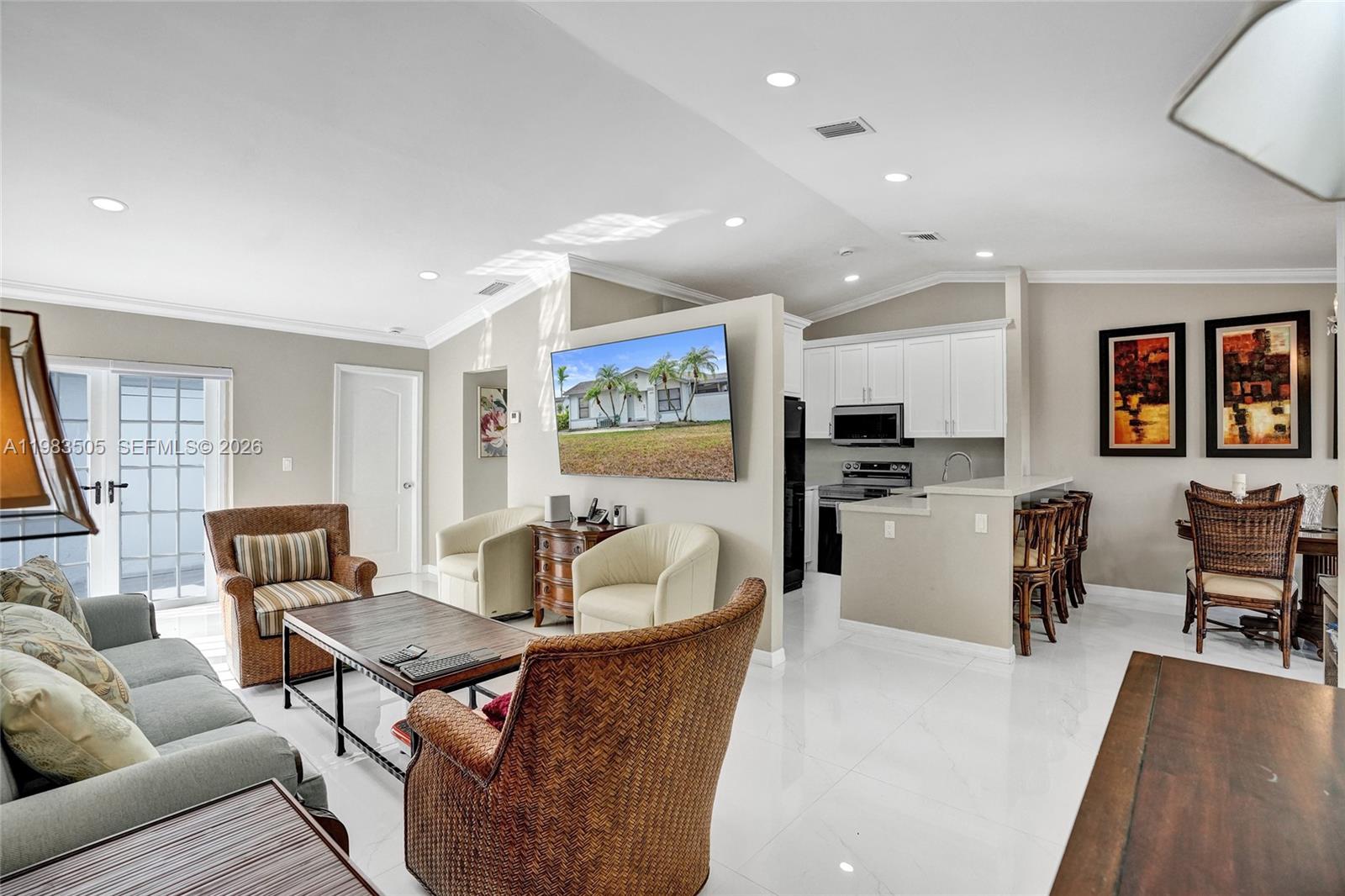 WESTWIND LAKES GARDEN HOM - Residential