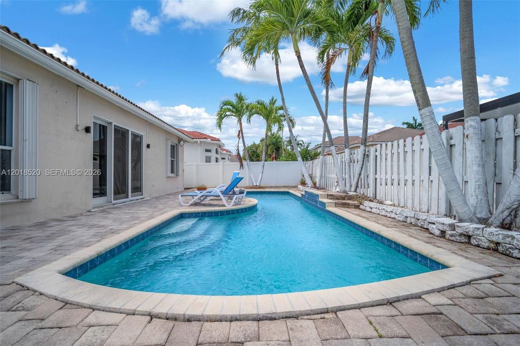 Photo of 5374 SW 33rd Ave, Hollywood, FL 33312 (MLS # A12018520)