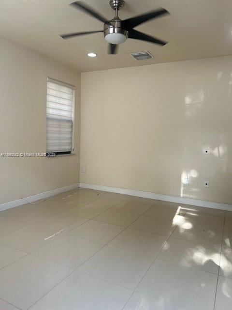 ISLES AT GRAND BAY - Residential Lease