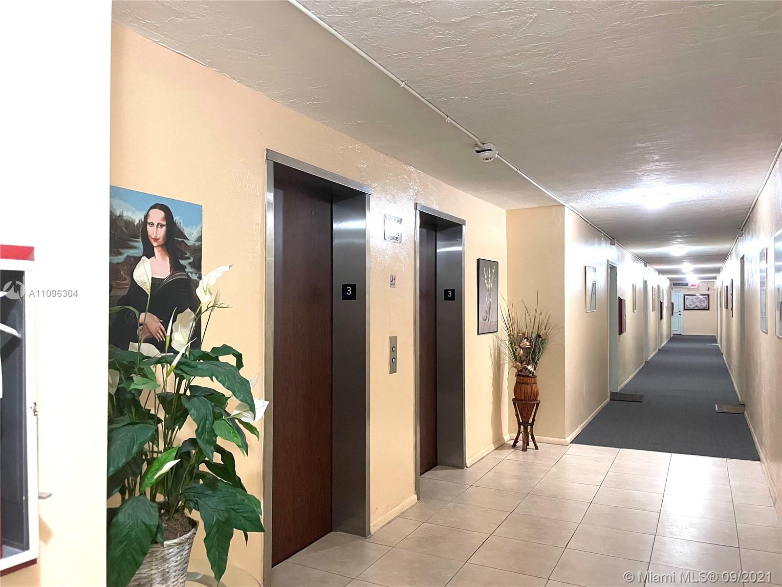 OMEGA 2 CONDO - Residential