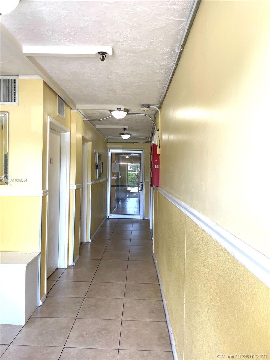 OMEGA 2 CONDO - Residential