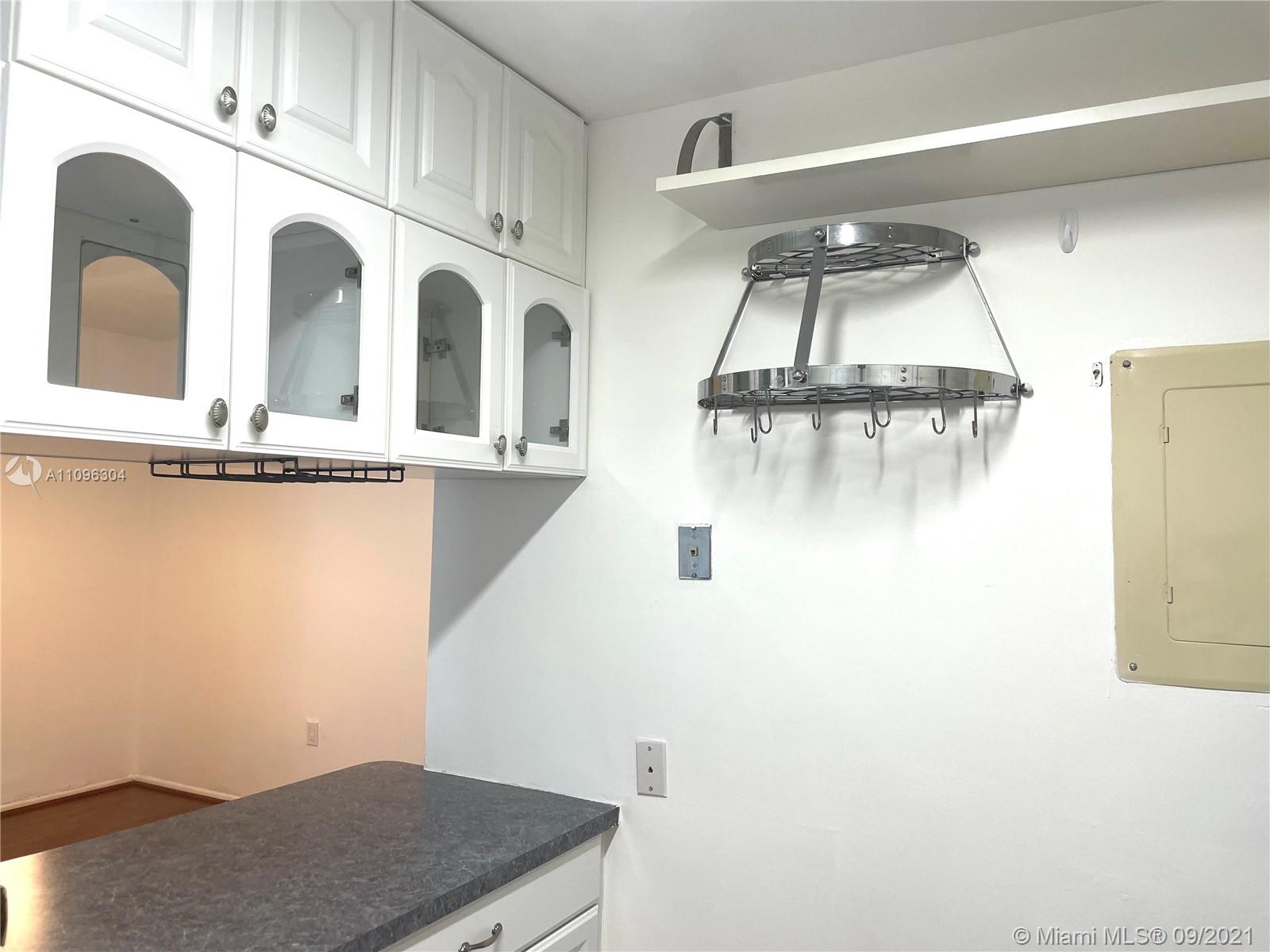 OMEGA 2 CONDO - Residential