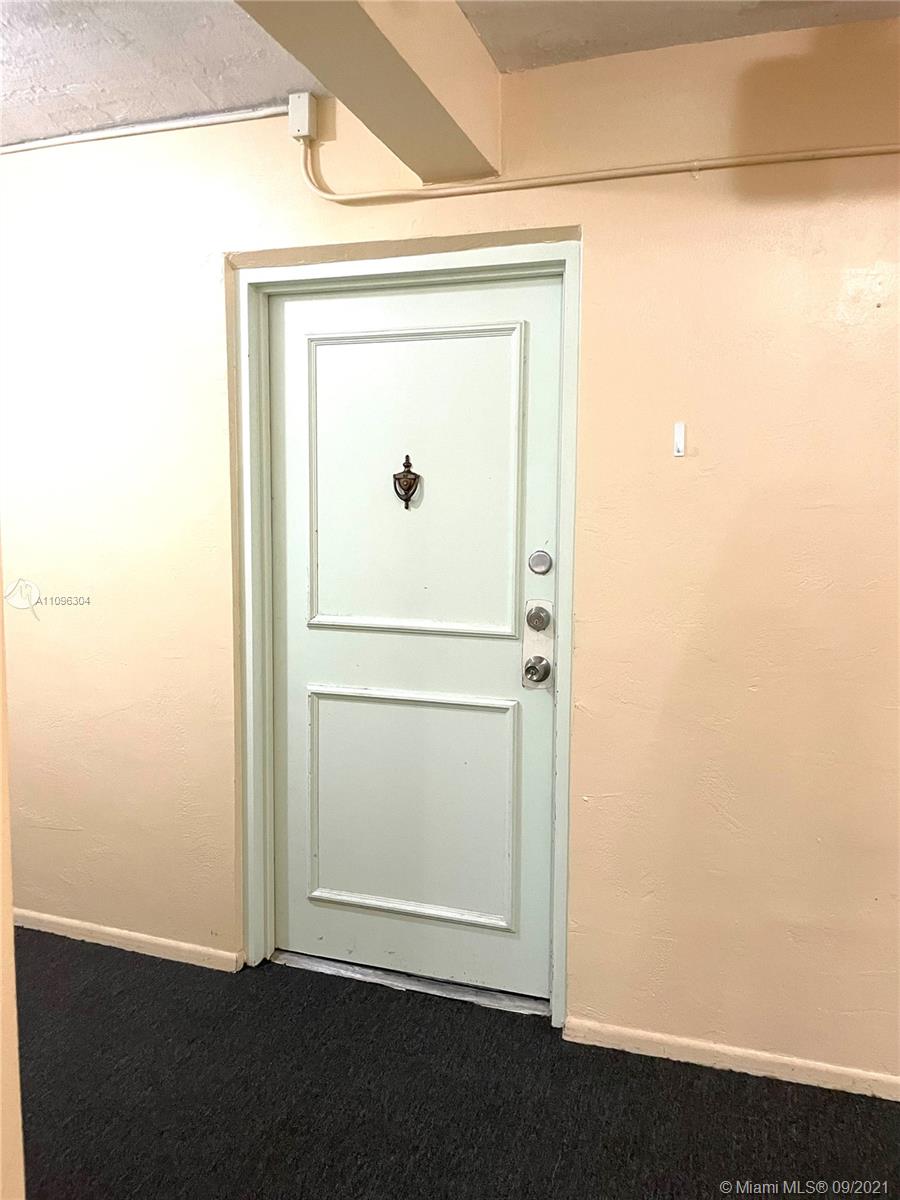 OMEGA 2 CONDO - Residential