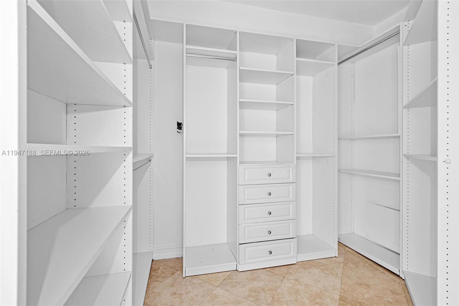 TURNBERRY VILLAGE - Residential