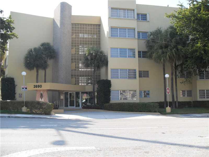 IF YOUR CLIENTS NEED LOCATION, THIS IS IT. CLOSE TO COCONUT GROVE, CORAL GABLES, BRICKELL AVENUE, DOWNTOWN MIAMI, KEY BISCAYNE, MIAMI BEACH AND MINUTES FROM MIAMI INTERNATIONAL AIRPOT IS WHERE THIS TILE THROUGHT 1 BEDROOM, 1 BATH CONDO. UNIT IS LOCATED. V ERY WELL MAINTAINED 5 STORIES BUILDING. POOL, SAUNA AND PARTY ROOM. DO NOT HESITATE TO BRING YOUR CLIENTS.