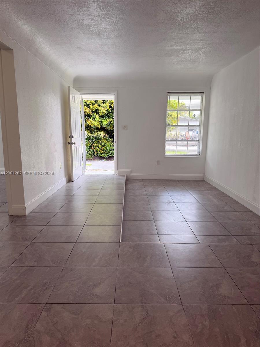 MIRAMAR ISLES SEC 3 - Residential Lease